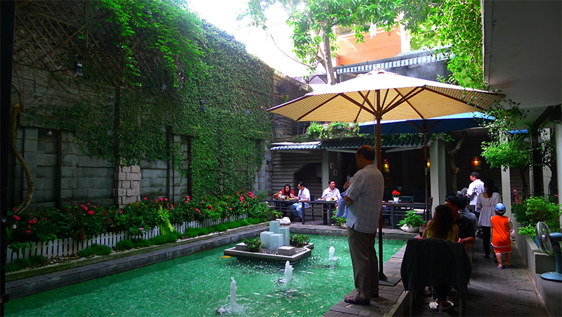 Thiết kế quán cafe sân vườn đẹp – Cuốn hút