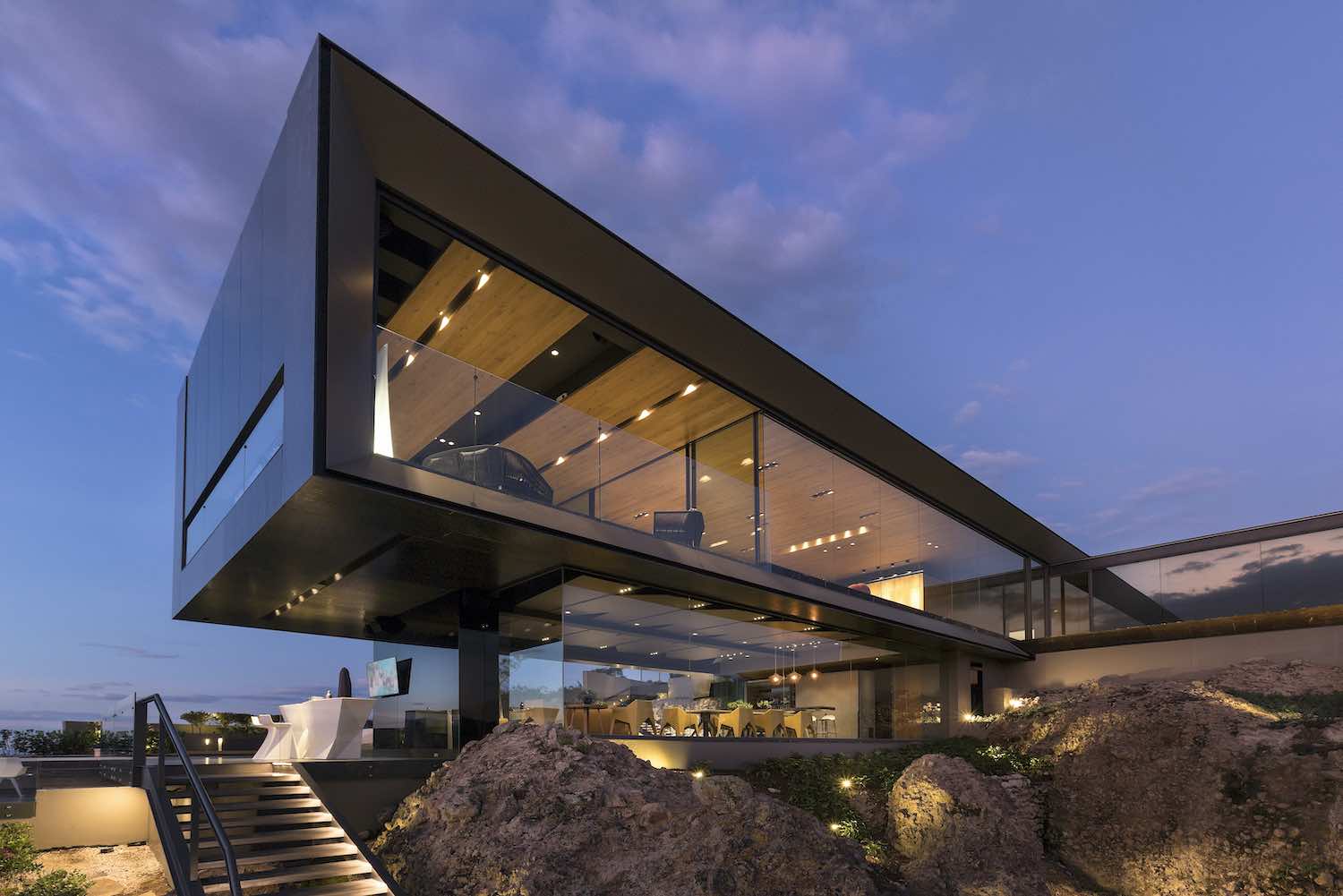 Dinh thự Casa la roca ở Mexico do RRZ Arquitectos thiết kế